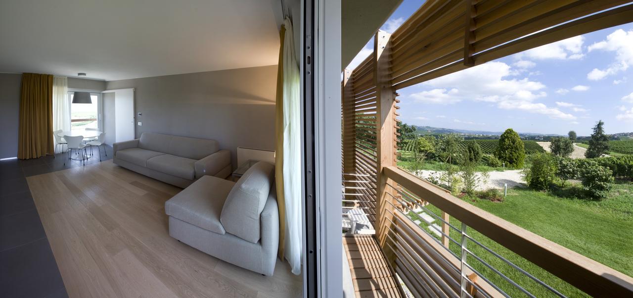 Apartamento Casa Nelle Vigne Castiglione Tinella Exterior foto